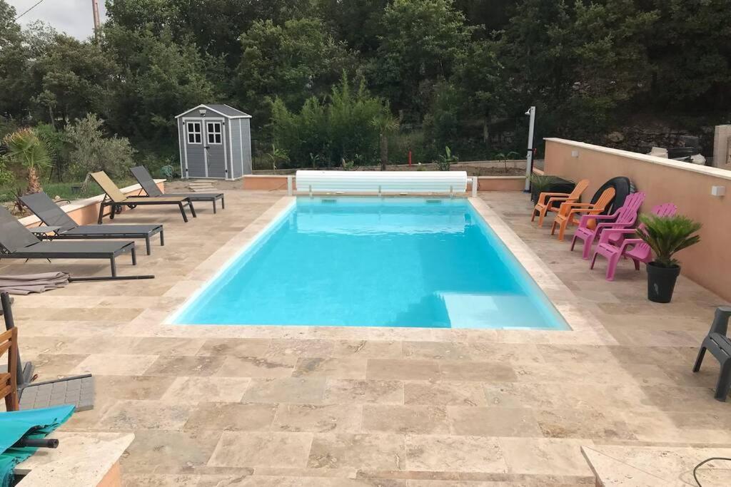 Logement Attenant A Une Villa T2 Avec Terrasse . Besse-sur-Issole Dış mekan fotoğraf